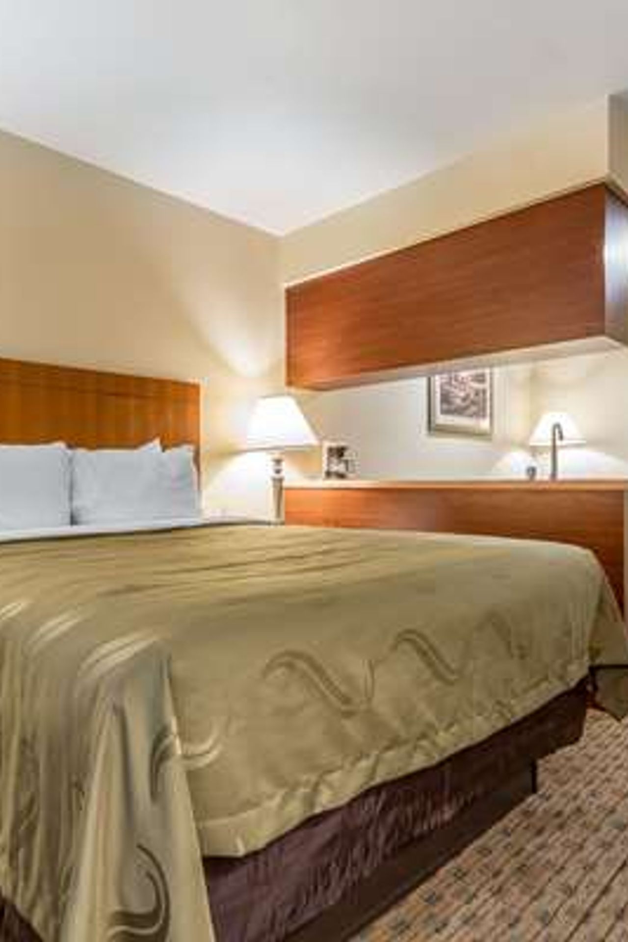 Photo of Quality Inn & Suites