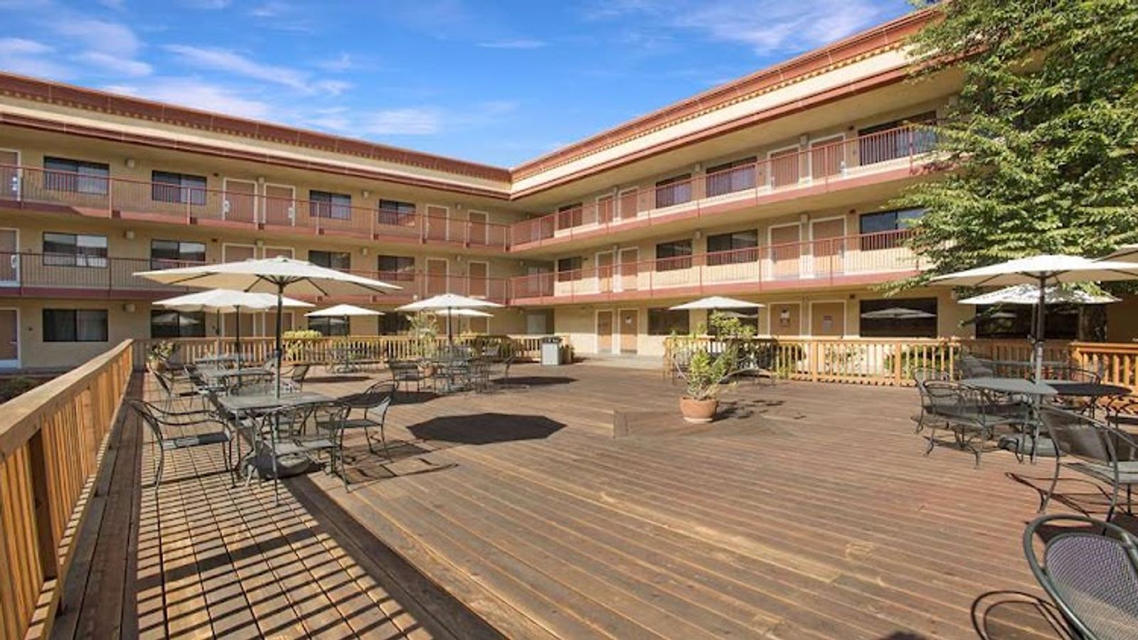 Photo of Best Western Plus Orchid Hotel & Suites