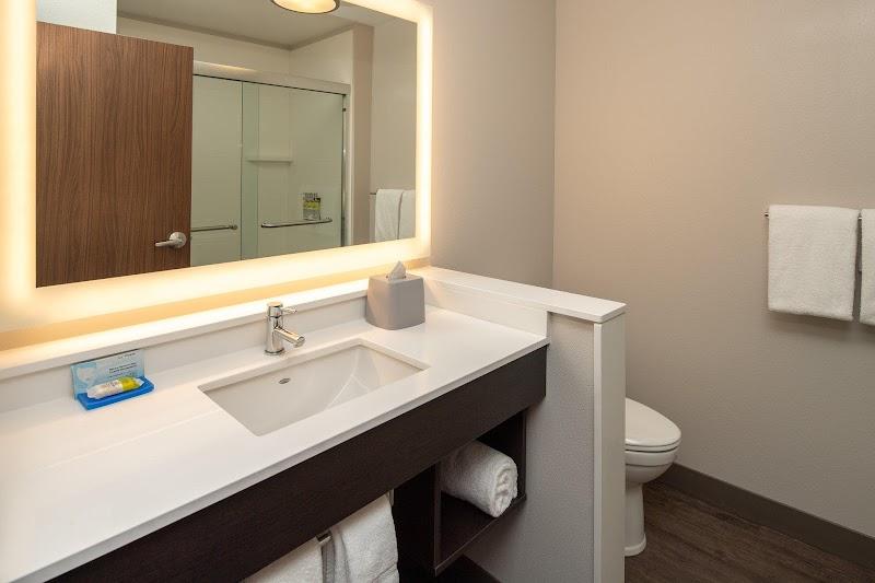 Photo of Holiday Inn Express & Suites Camas- Vancouver, an IHG Hotel