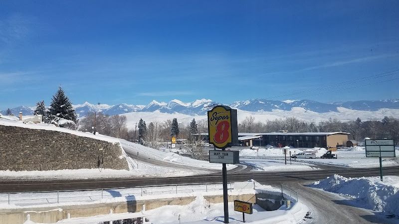 Photo of Super 8 by Wyndham Salmon