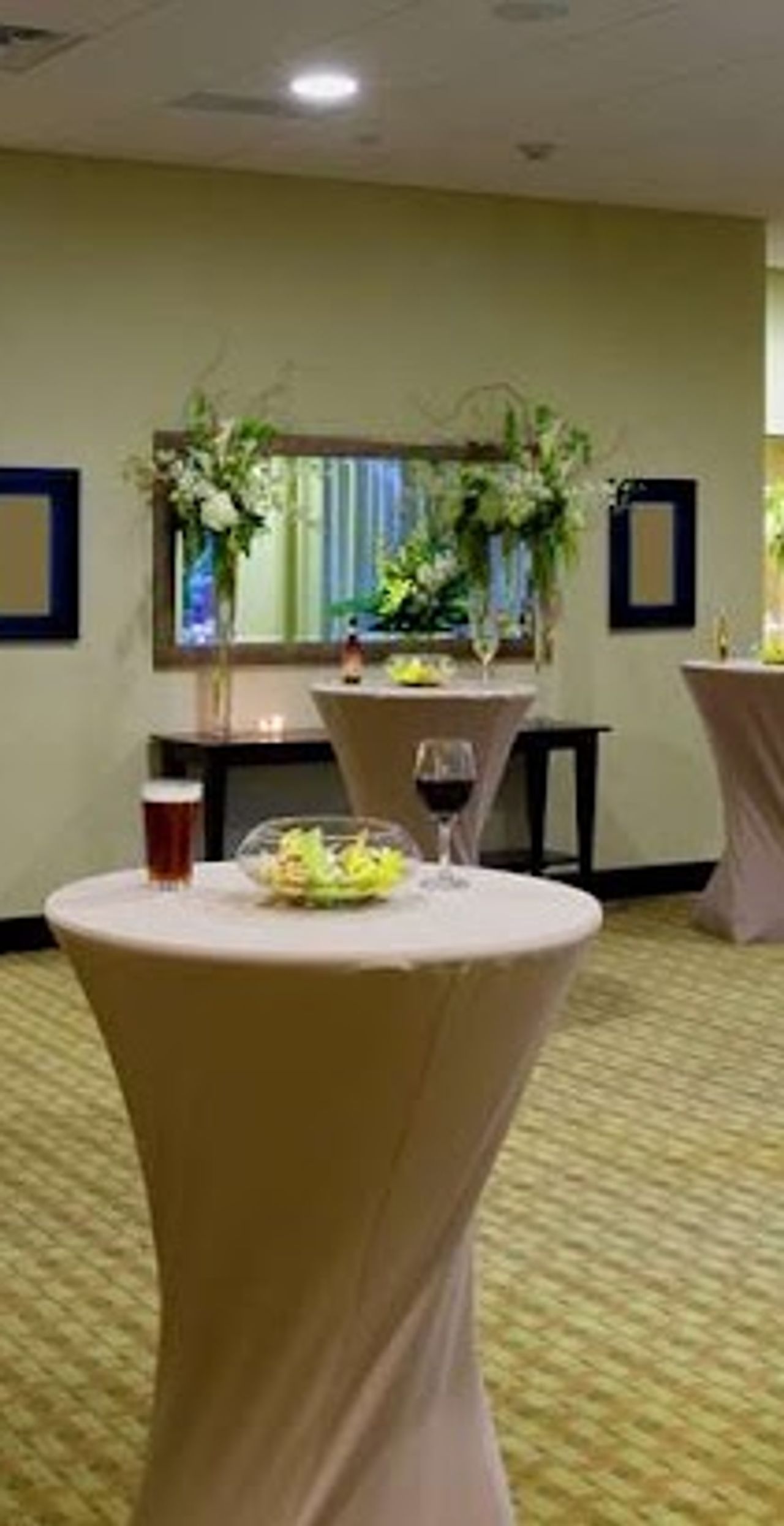 Photo of Hilton Garden Inn Seattle/Bothell, WA