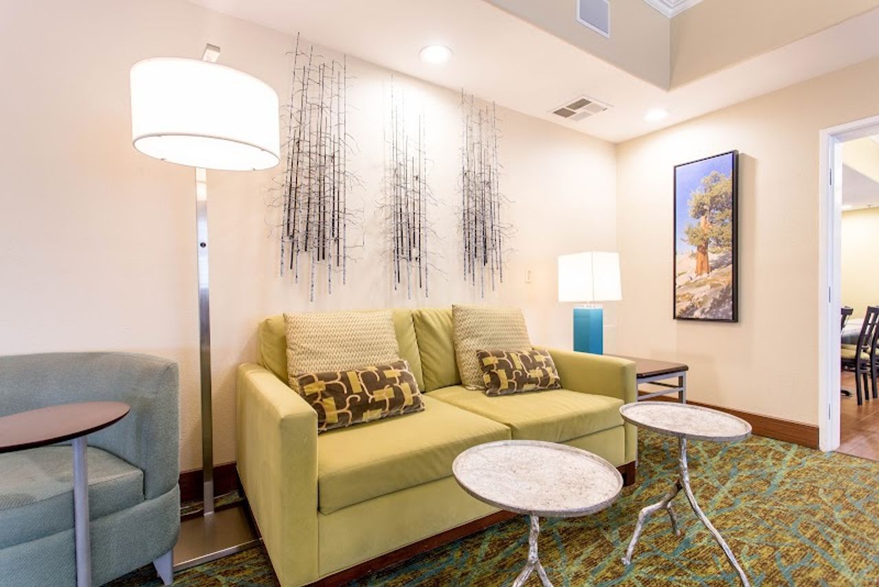 Photo of Comfort Suites Fresno River Park