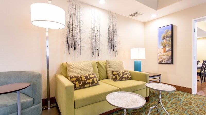 Photo of Comfort Suites Fresno River Park