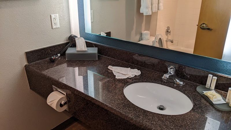 Photo of La Quinta Inn & Suites by Wyndham Vancouver