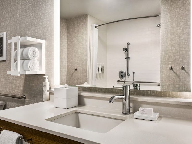 Photo of Hampton Inn & Suites San Mateo-San Francisco Airport