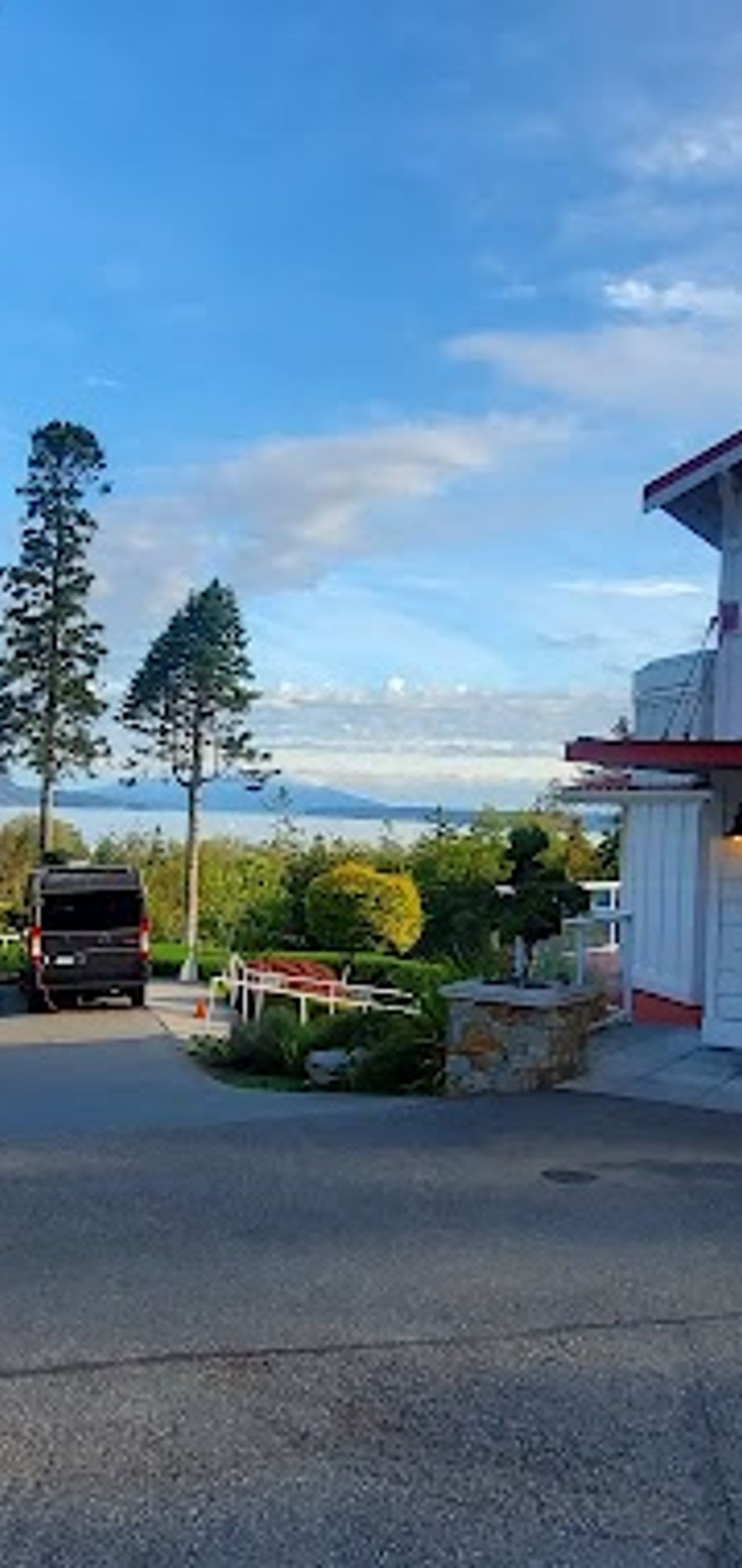 Photo of Ship Harbor Inn