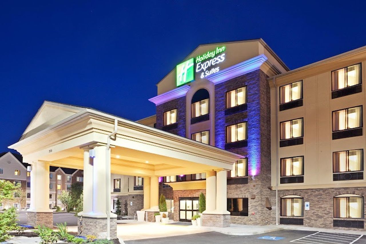 Photo of Holiday Inn Express & Suites Vancouver Mall/Portland Area, an IHG Hotel