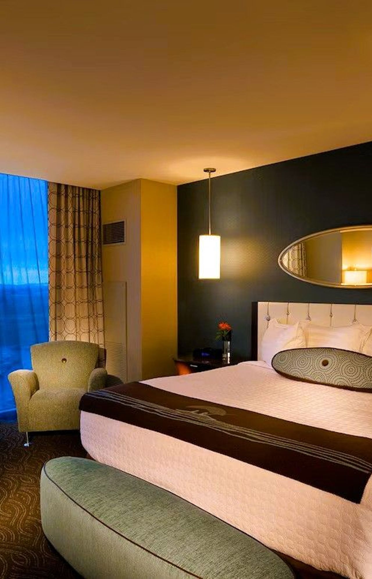 photo of Northern Quest Resort & Casino - Suite, King bed