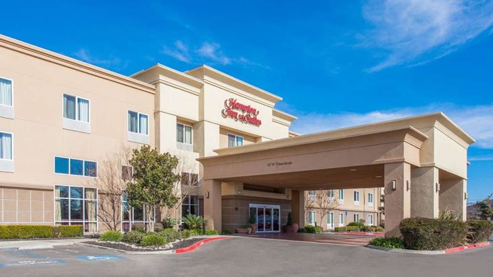 Hampton Inn & Suites Merced