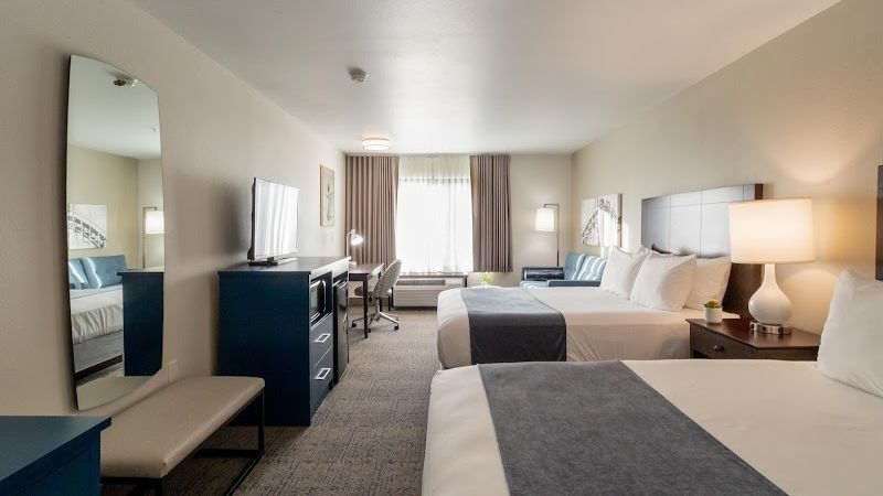 Photo of Oxford Suites Portland - Jantzen Beach