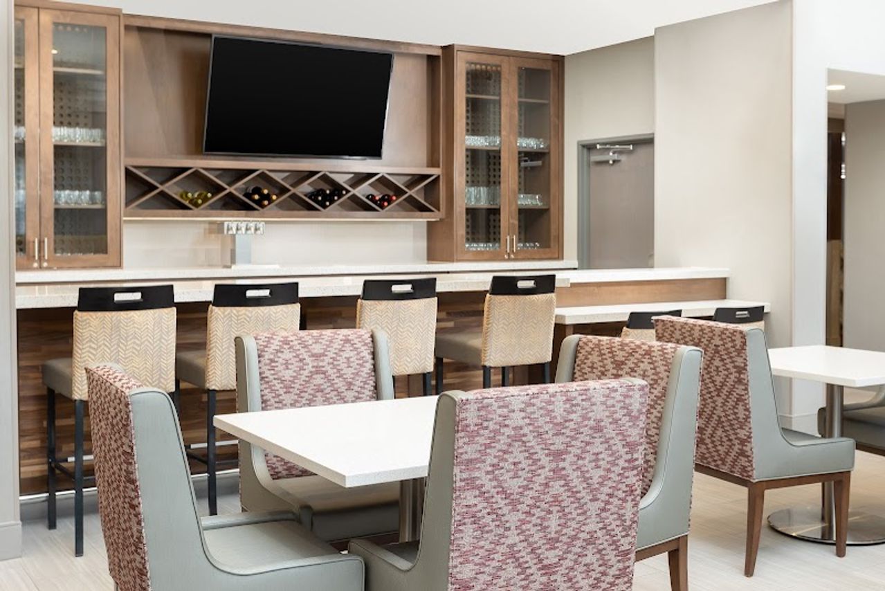 Photo of Hampton Inn & Suites Santa Rosa Sonoma Wine Country