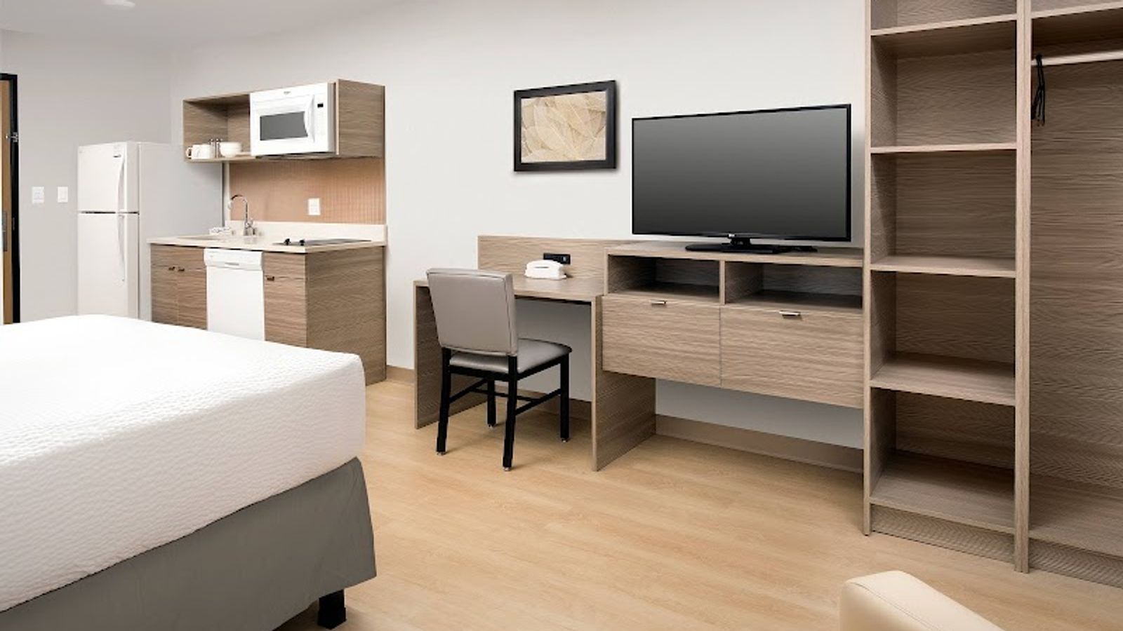 Photo of WoodSpring Suites Seattle Redmond