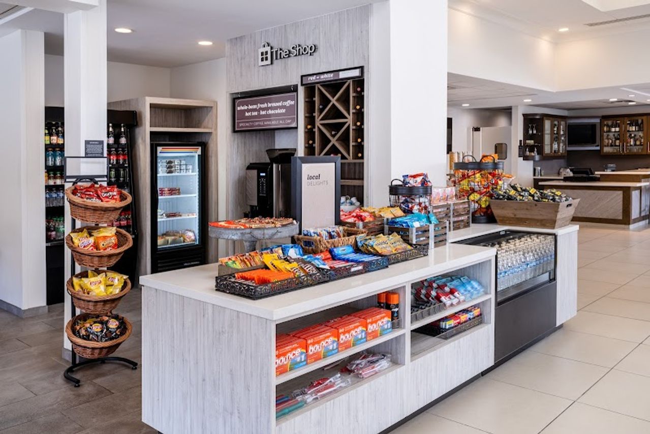 Photo of Hilton Garden Inn Bakersfield