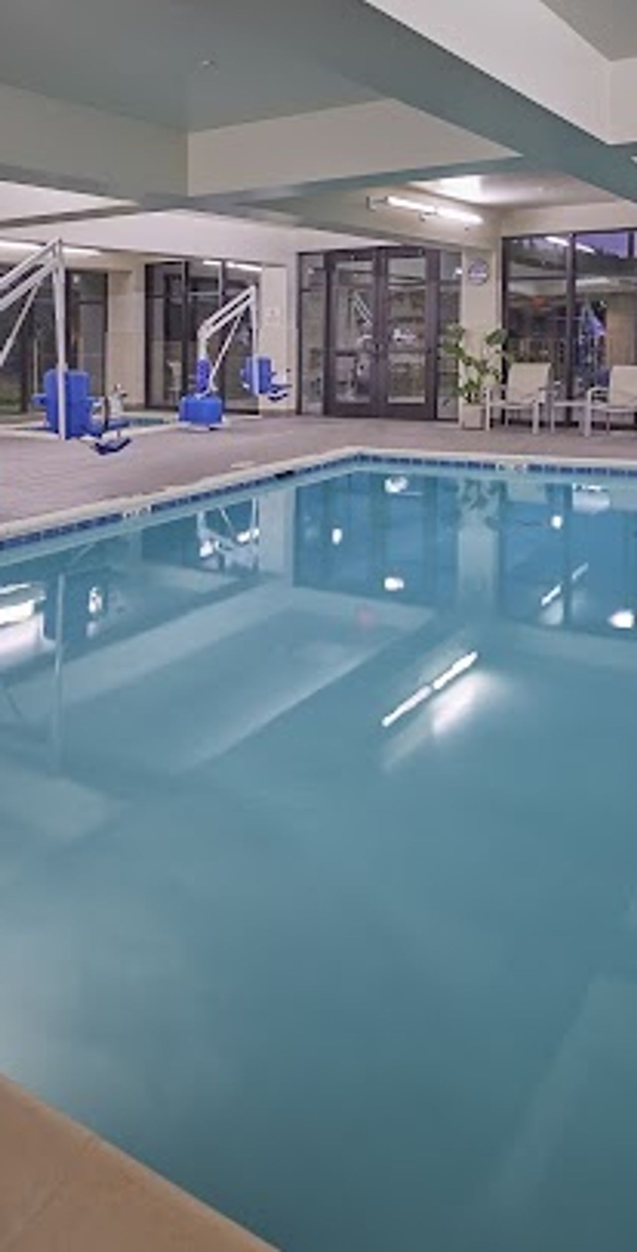 Photo of Hampton Inn & Suites Hood River