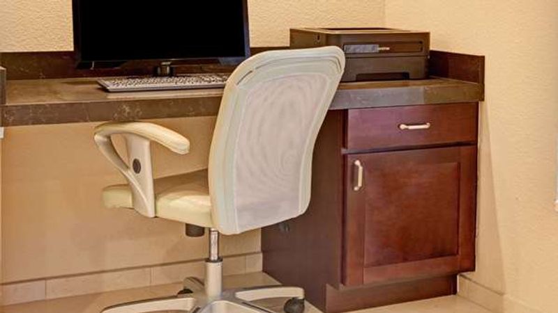 Photo of Hotel Aluxor SFO