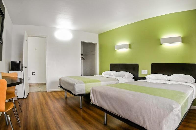 Photo of Motel 6 Visalia, CA
