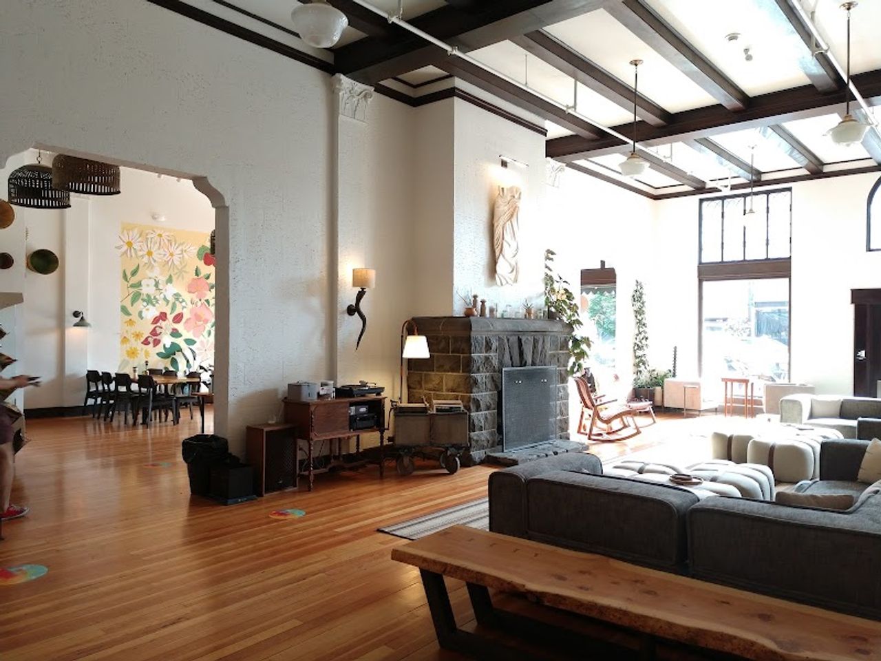 Photo of SCP Redmond Hotel