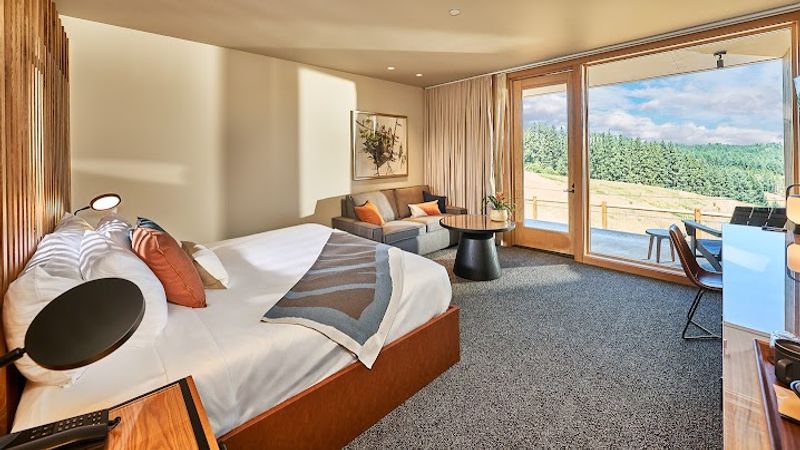 Photo of Inn the Ground