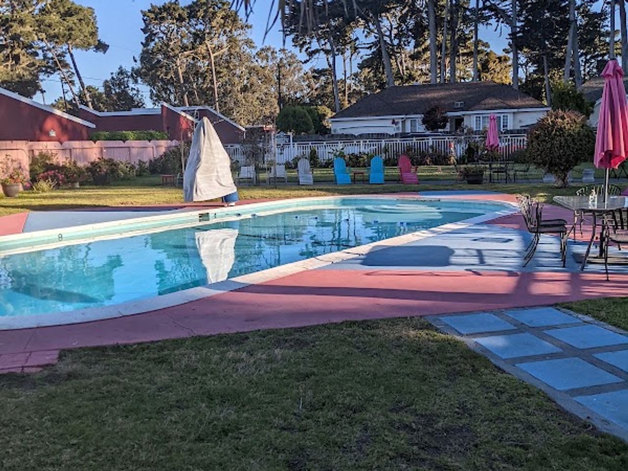 Photo of Butterfly Grove Inn - Outdoor Pool