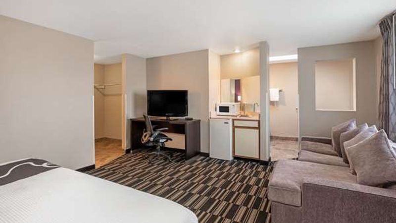 Photo of La Quinta Inn by Wyndham Caldwell