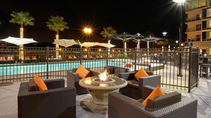 Photo of University Plaza Waterfront Hotel