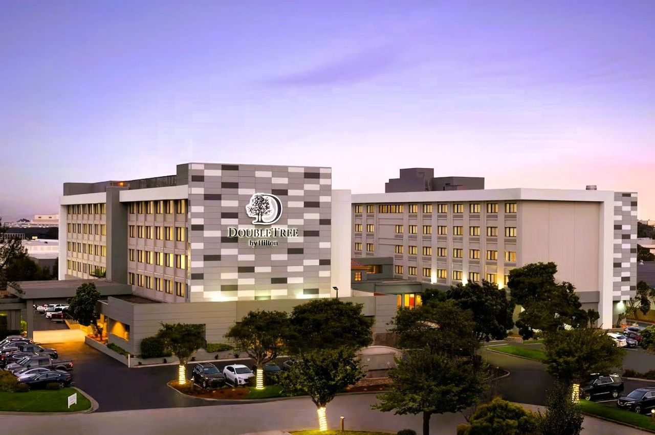 DoubleTree by Hilton San Francisco South Airport Blvd