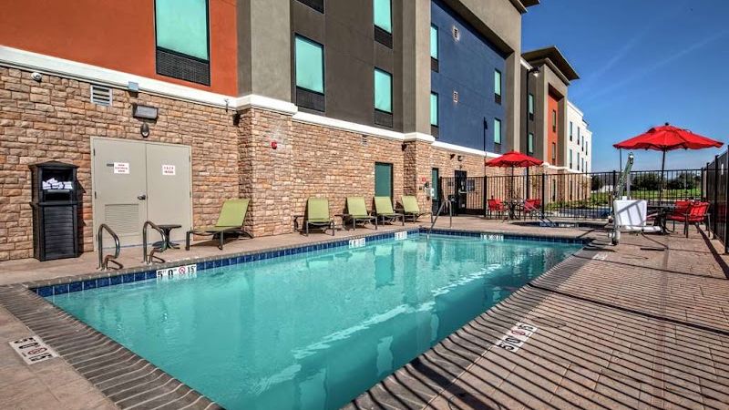 Photo of Hampton Inn Fresno Airport