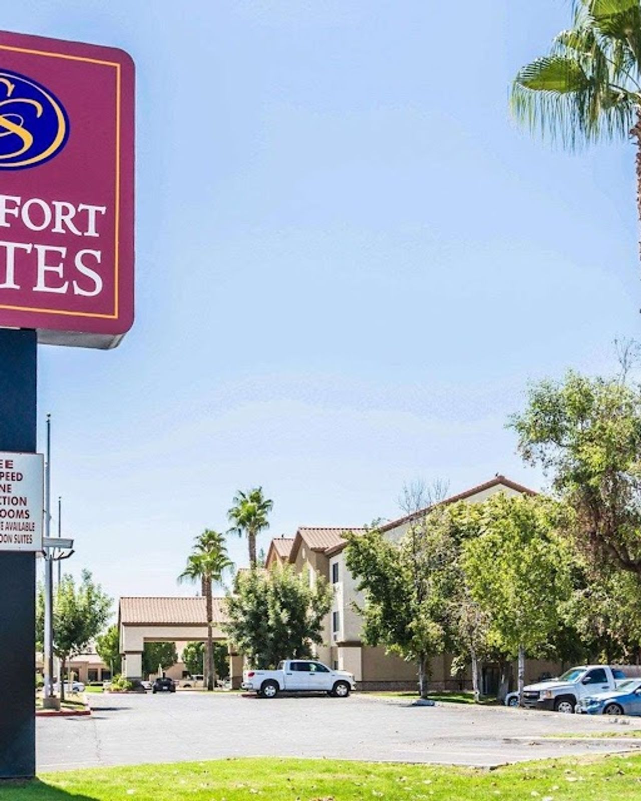 Photo of Comfort Suites Bakersfield