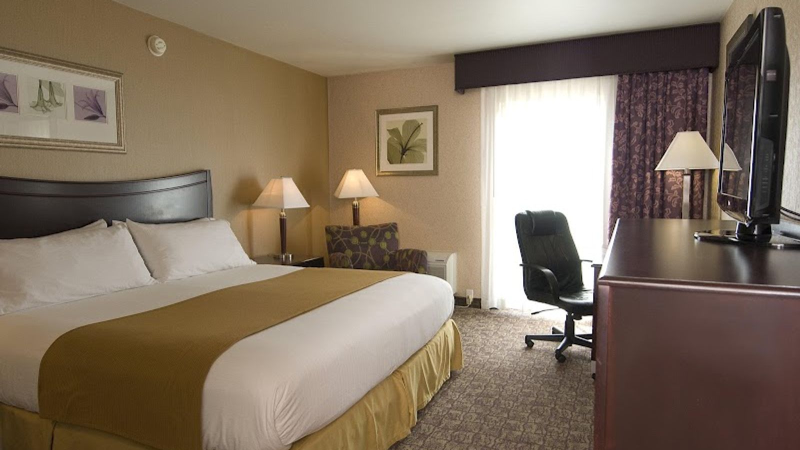 Photo of Holiday Inn Express Spokane-Downtown, an IHG Hotel