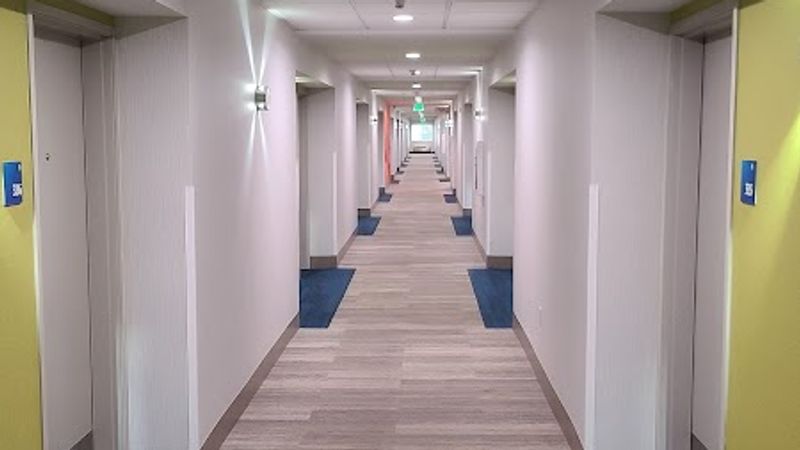 Photo of Holiday Inn Express & Suites Seattle-Everett, an IHG Hotel