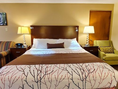 Photo of Olympic Inn & Suites
