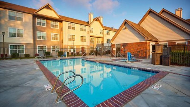 Photo of Residence Inn by Marriott Eugene Springfield - Outdoor Pool and Hot Tub