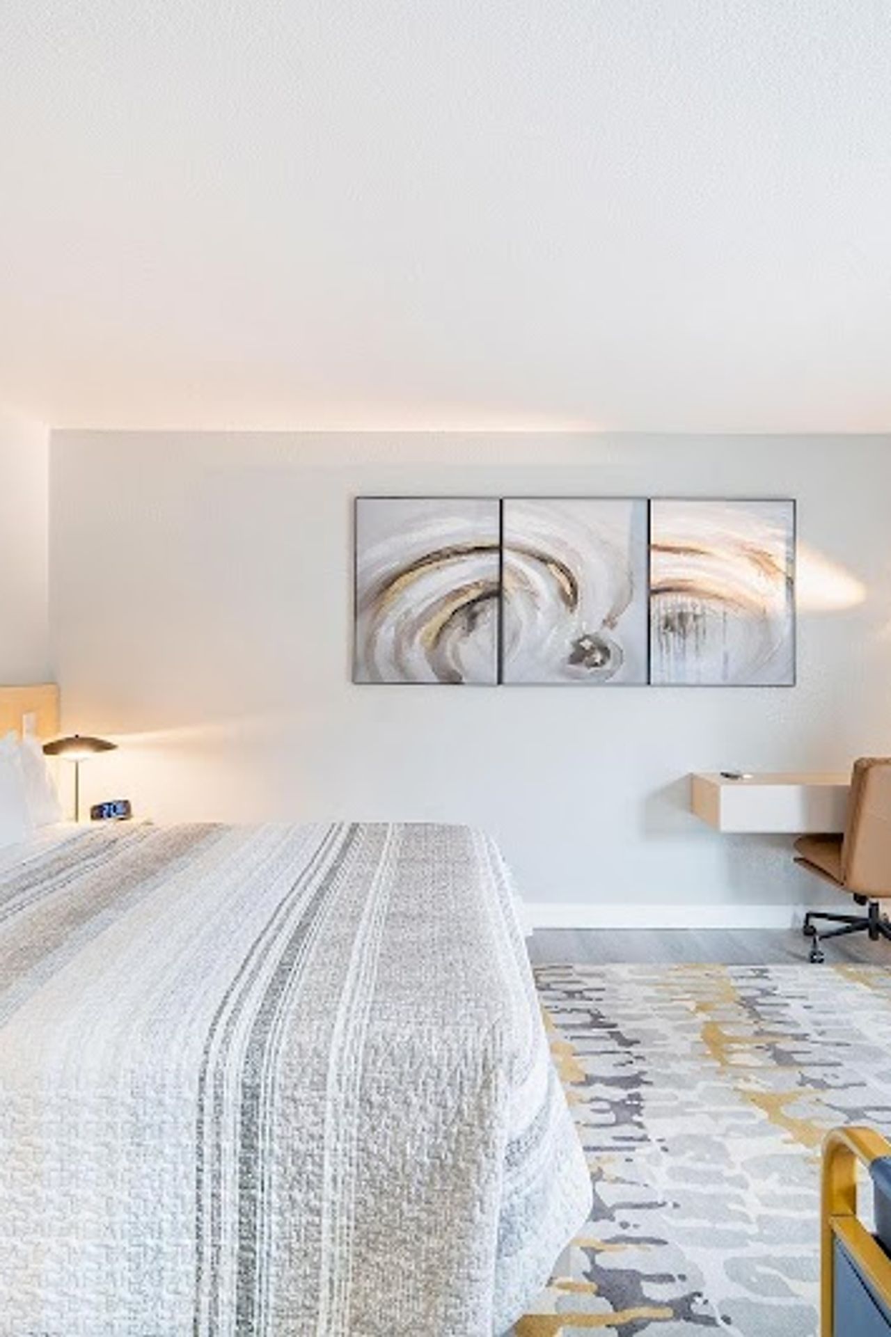 Photo of Interurban Suites Hotel - Best Extended Stay Hotel in Tukwila