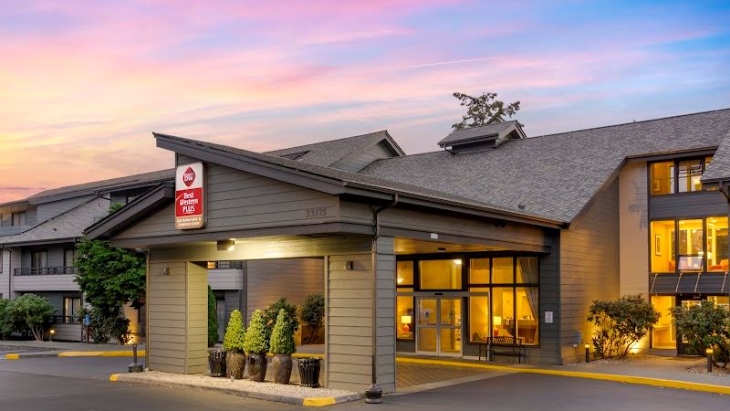 Best Western Plus Oak Harbor Hotel & Conference Center