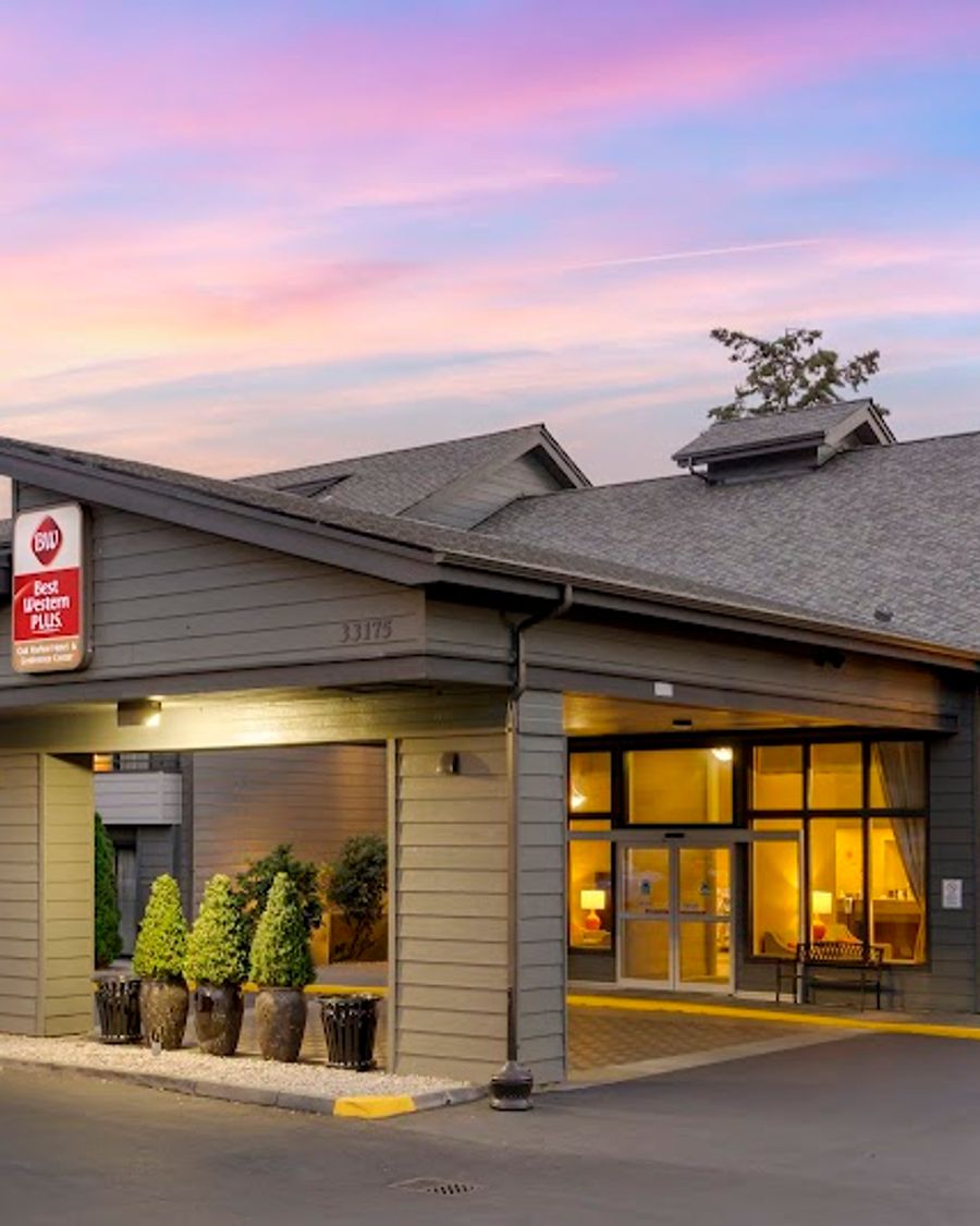 Best Western Plus Oak Harbor Hotel & Conference Center