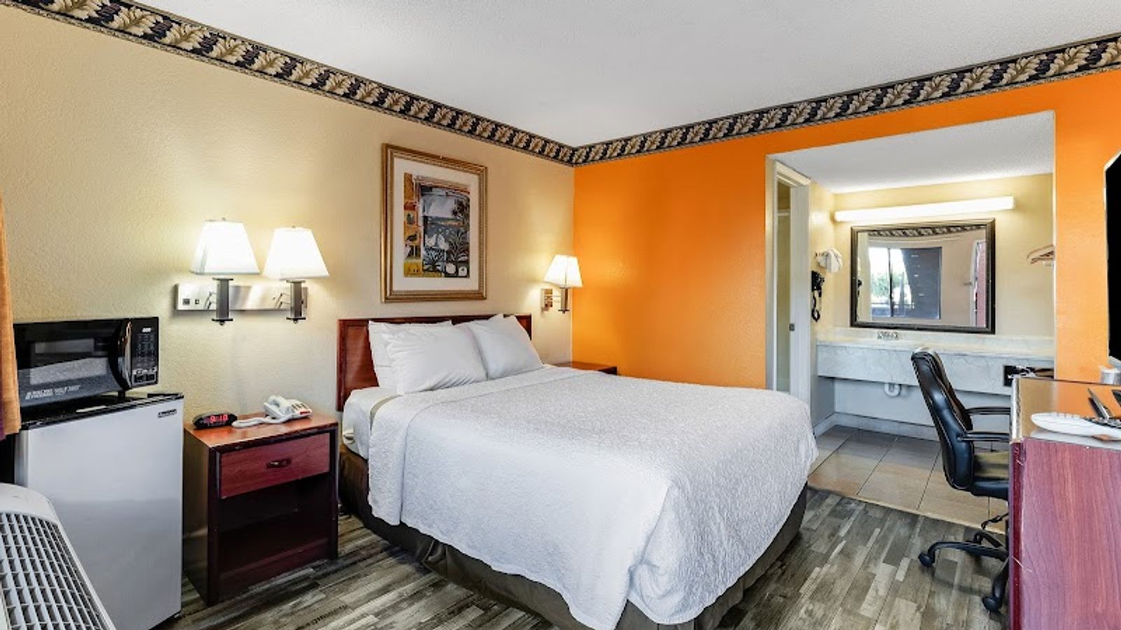 Photo of Knights Inn Madera