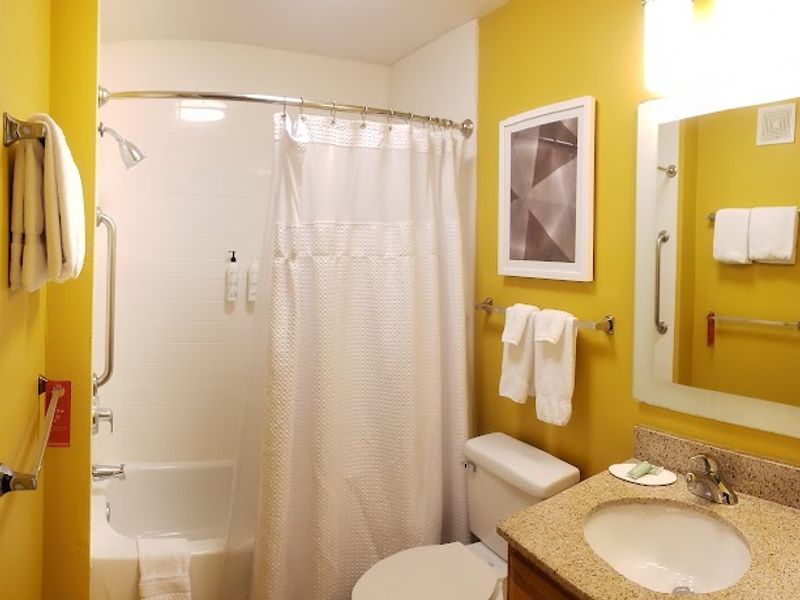 Photo of TownePlace Suites Fresno
