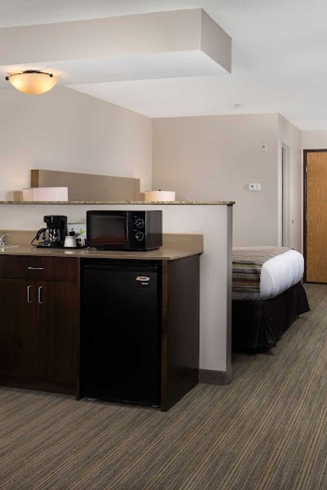 Photo of Country Inn & Suites by Radisson, Portland International Airport, OR