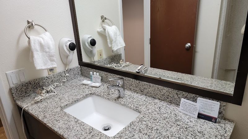 Photo of Quality Inn & Suites Clackamas - Portland