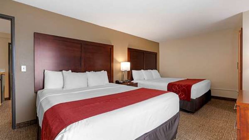 Photo of Comfort Suites Downtown Sacramento