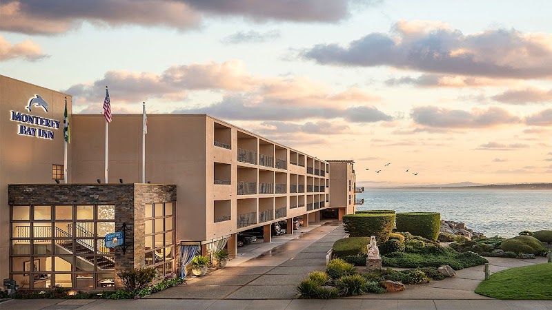 Monterey Bay Inn