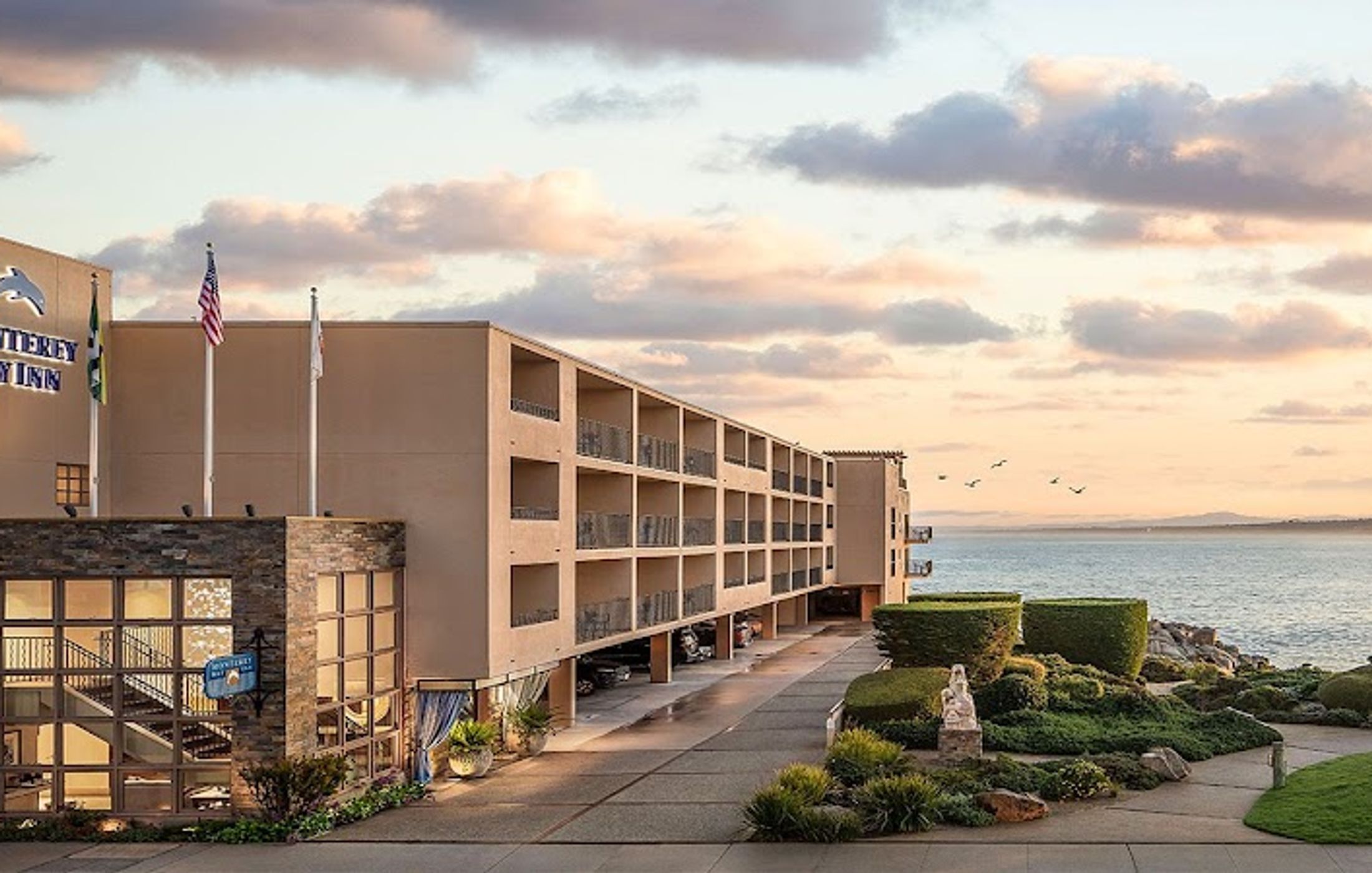 Monterey Bay Inn