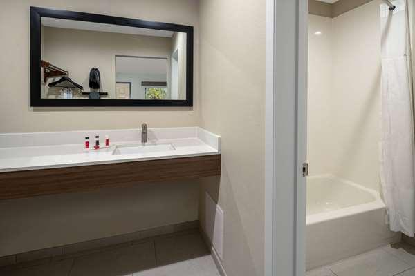 Photo of Ramada by Wyndham Modesto Yosemite Area