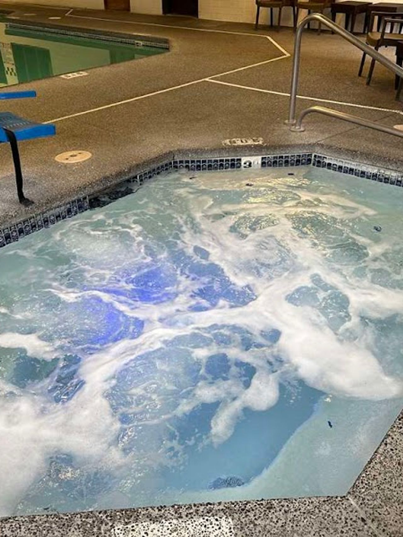 Photo of Best Western Columbia River Waterfront Hotel Astoria - Hot Tub