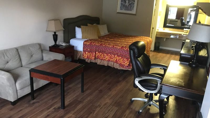 Photo of Smokey Point Motor Inn