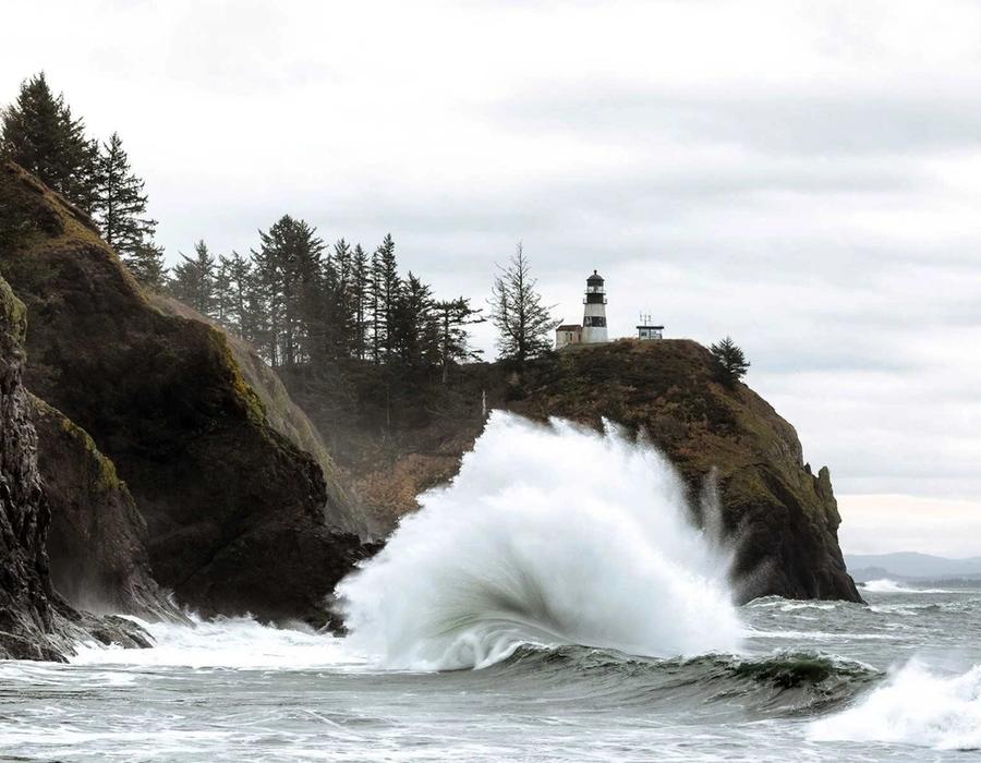Cape Disappointment Lighthouse, south of Long Beach, Washington, USA