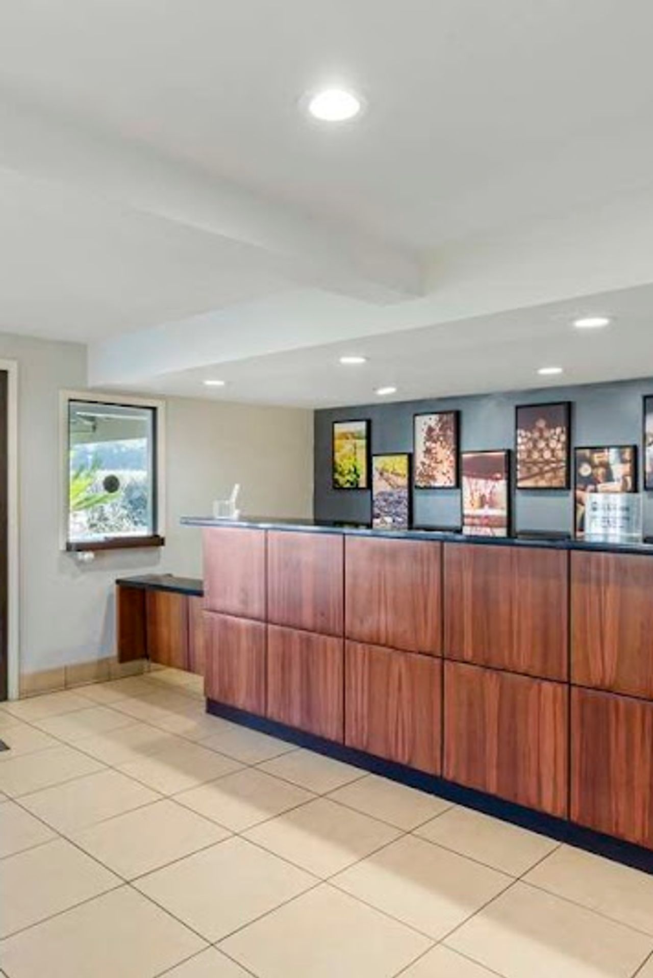 Photo of Best Western Cordelia Inn