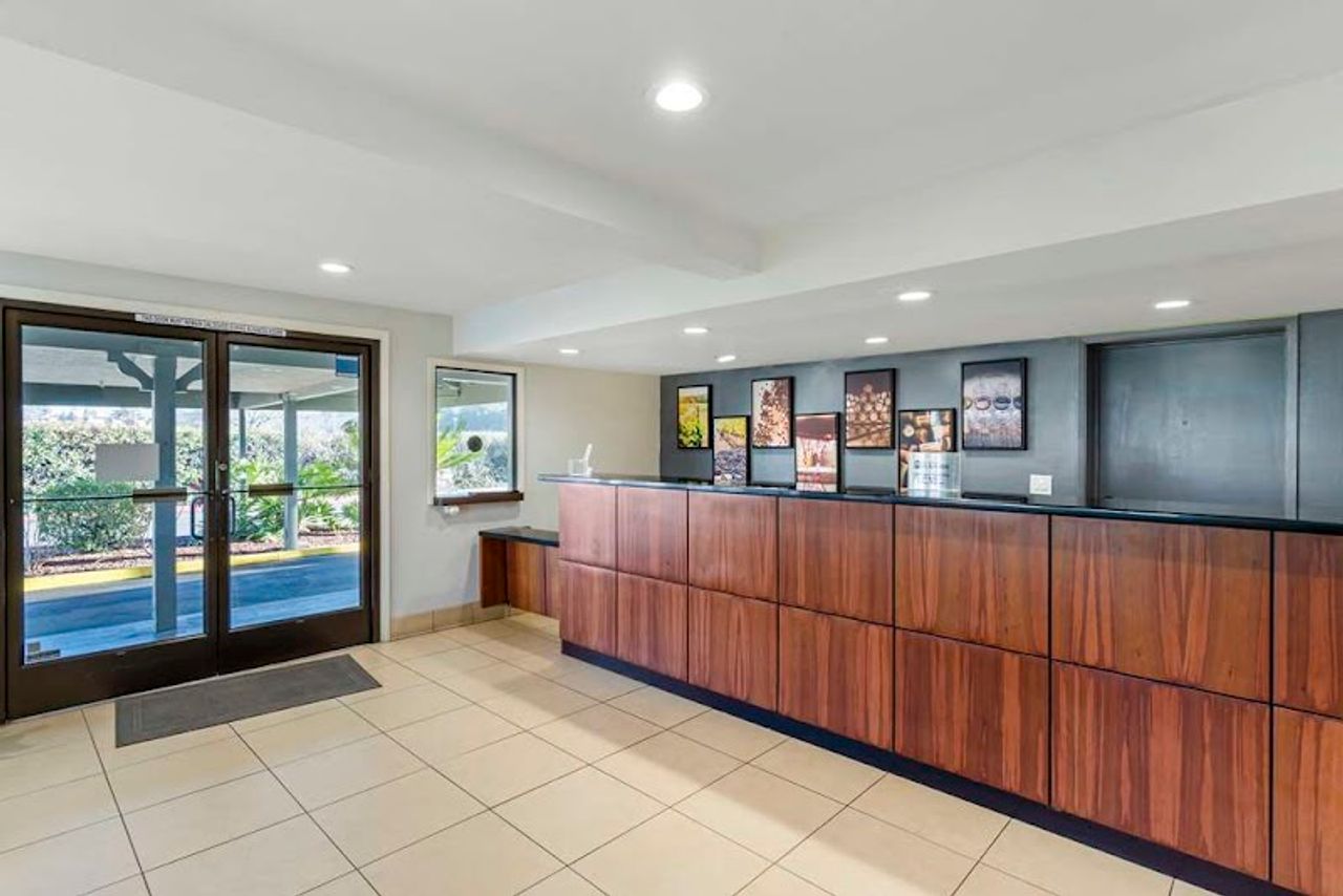 Photo of Best Western Cordelia Inn