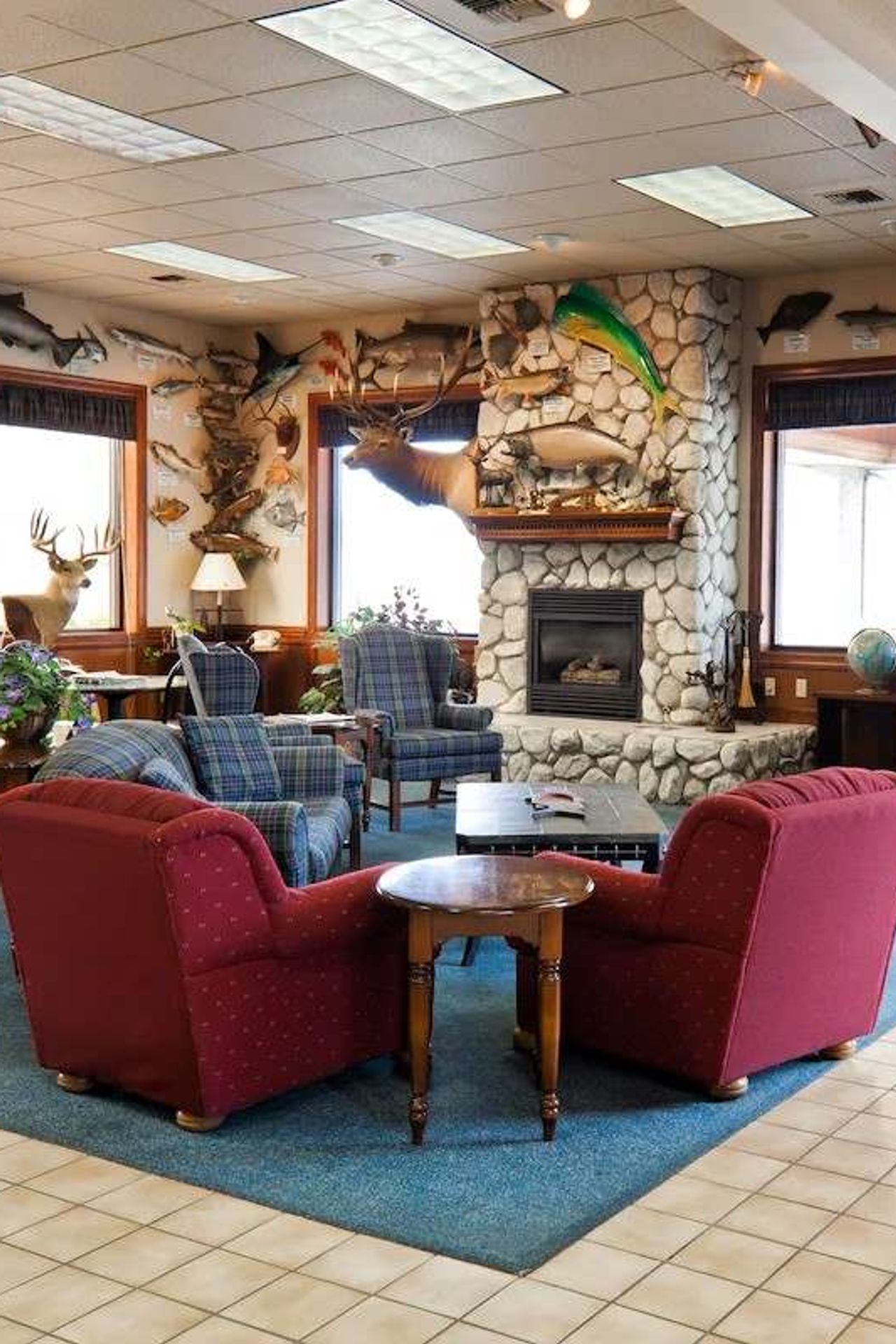Benny's Colville Inn