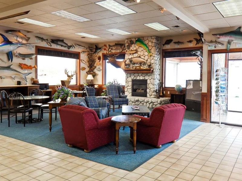 Benny's Colville Inn